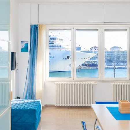 Loft On The Sea With Amazing View + Private Parking